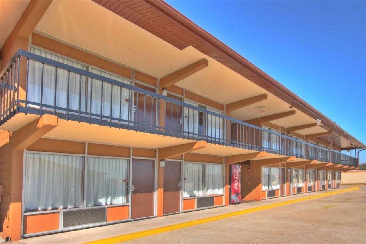 Hotel Belair Orlando Near Florida Mall Oak Ridge ภายนอก รูปภาพ