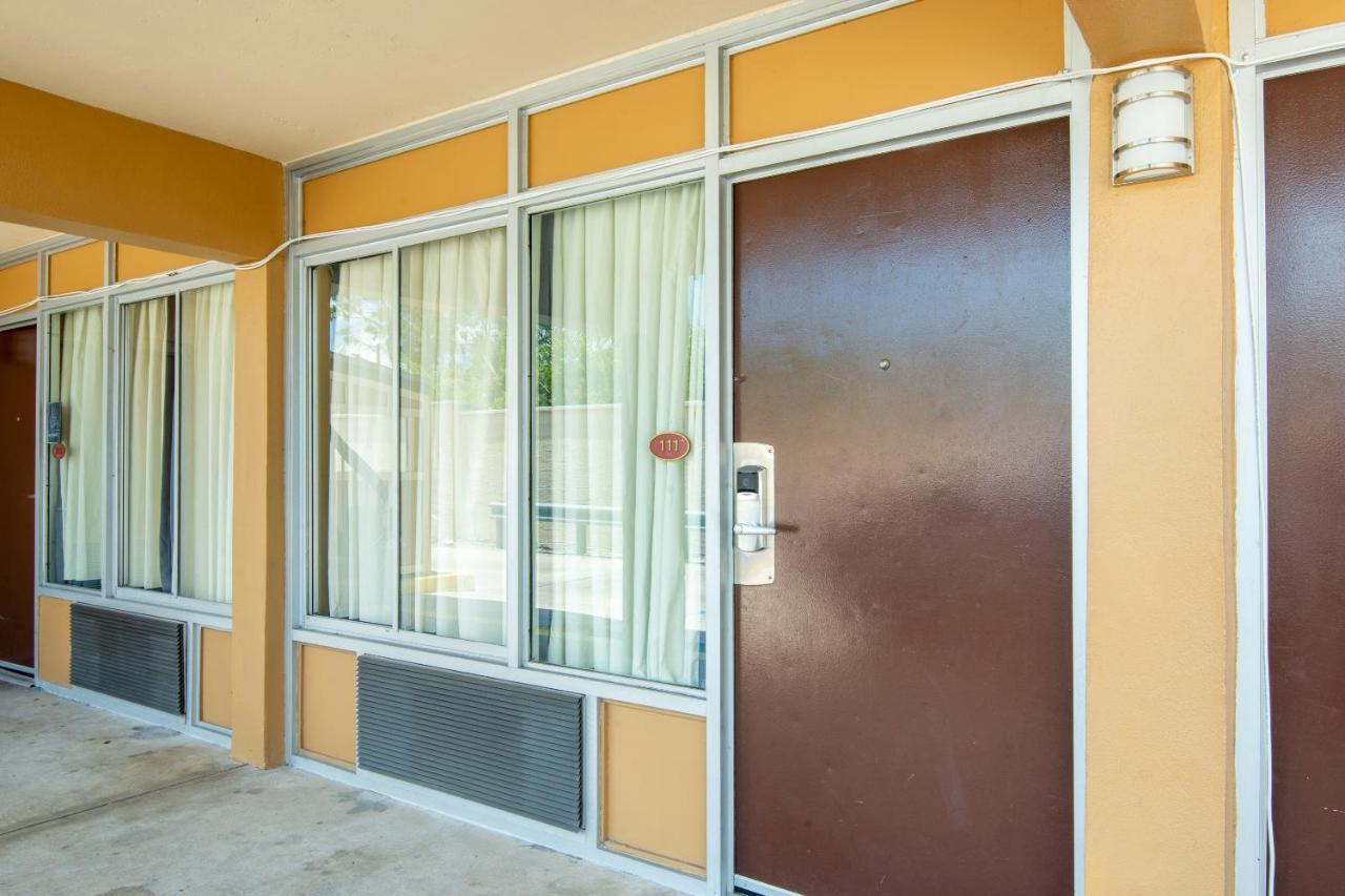Hotel Belair Orlando Near Florida Mall Oak Ridge ภายนอก รูปภาพ